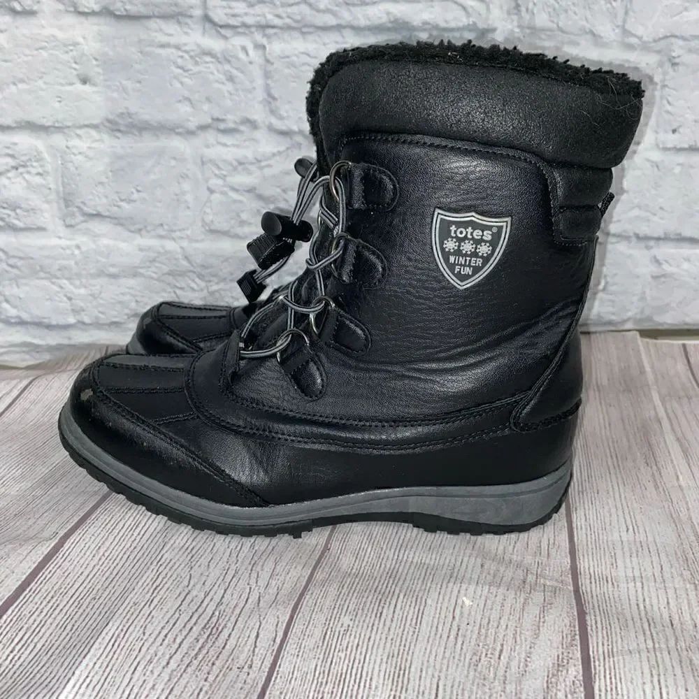 Totes elastic tie with cinch close rubber bottom winter boots black sz 6